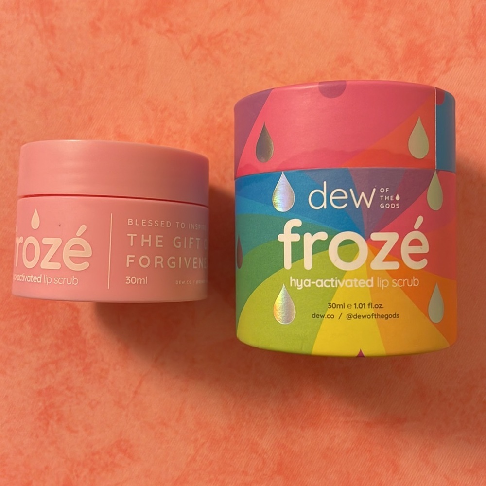 Dew Frozé Lip Scrub